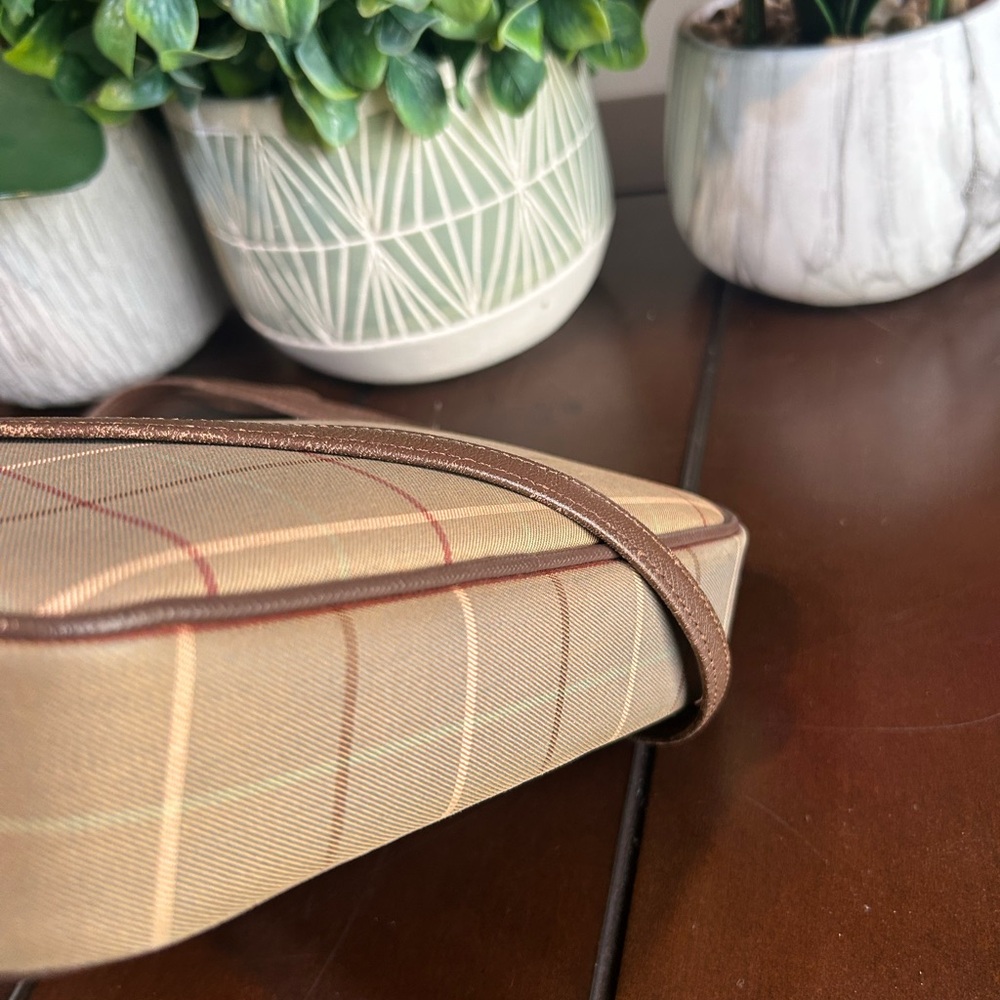 Burberrys Tan Plaid Crossbody - Picture 8 of 17